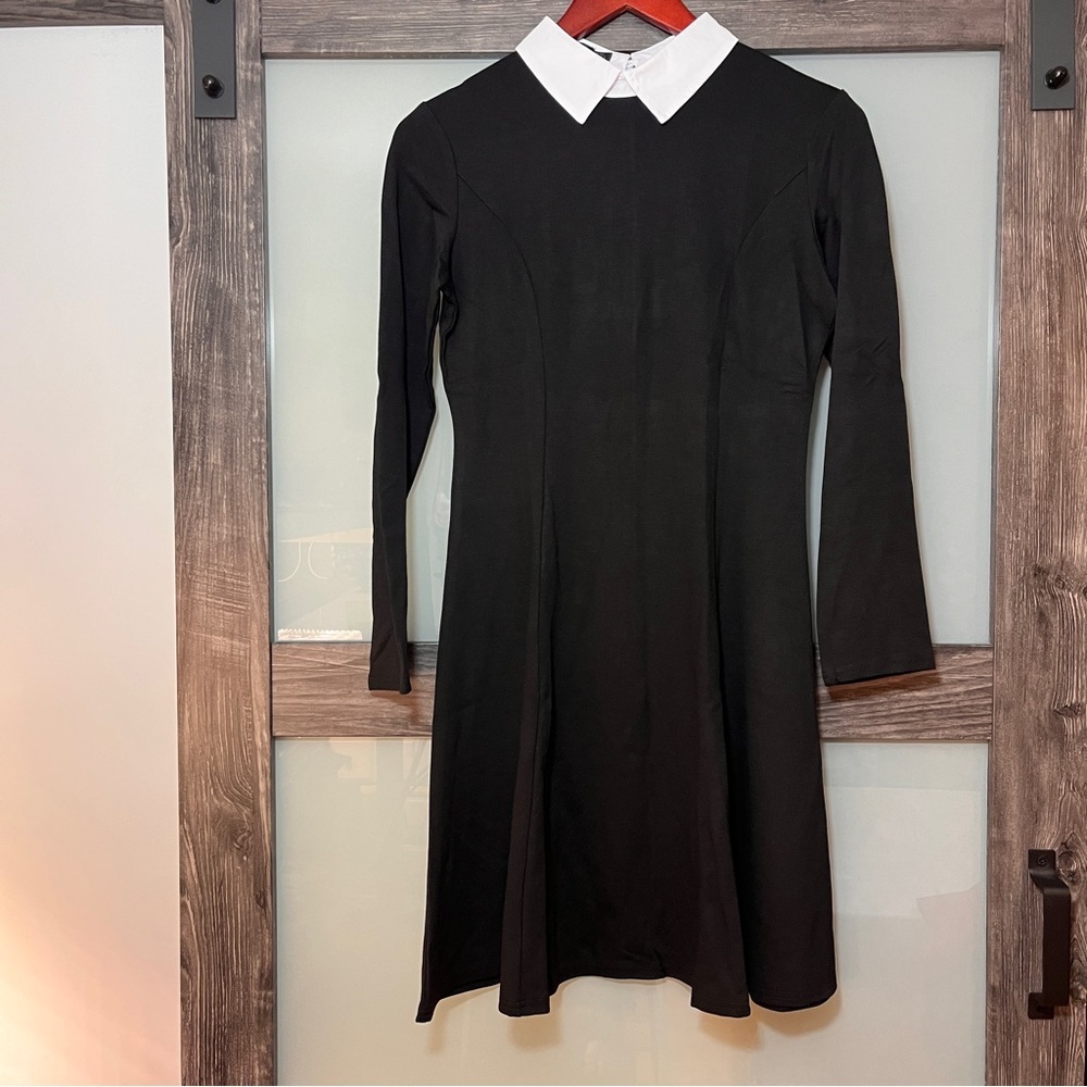 Homeyee Black and White Wednesday Addams Dress NWT Women’s size L